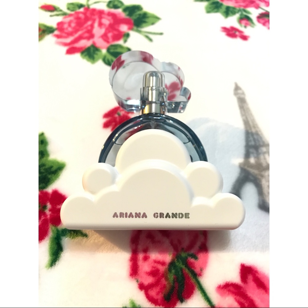 Ariana Grande Cloud ☁️ Perfume/Fragrance ❗️SOLD❗️